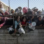 El colapso del auxilio: la dramática consecuencia de la política de austeridad en el mundo humanitario