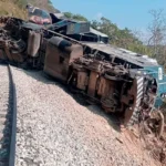 Tragedia en el camino del Pacífico: Descarrilamiento de Tren Interoceánico deja al menos 20 personas gravemente heridas.
