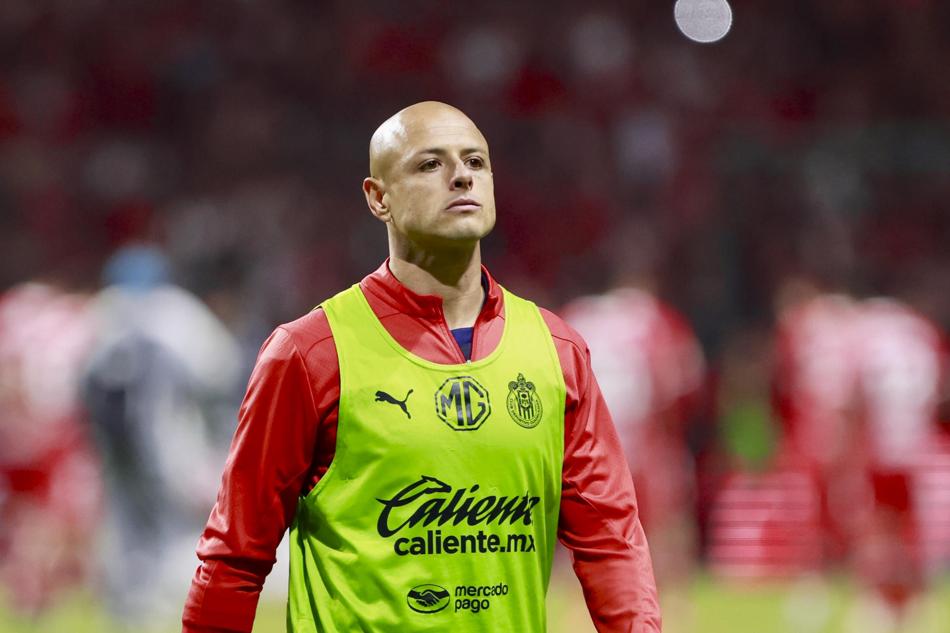 El Futuro de un Leyenda: ¿Qué Club Europeo tiene El Precio para Conquistar a Chicharito?