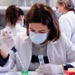 Cambio en la senda del conocimiento: cómo la crisis científica global afectó la trayectoria de los investigadores estadounidenses y reveló la fragilidad del sistema de apoyo a la investigación.