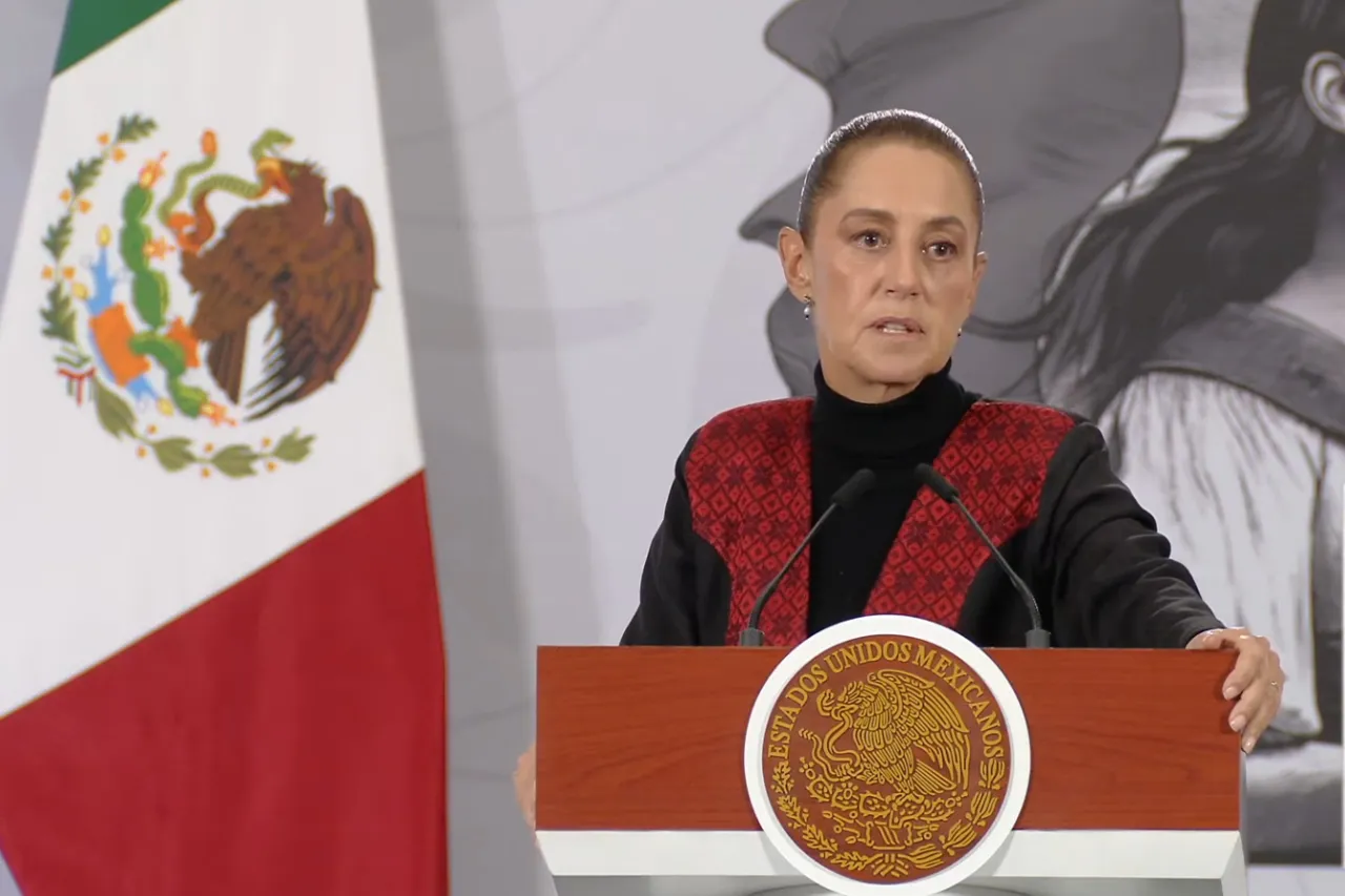 "La rivalidad política se vuelve contraproducente: Sheinbaum denuncia la estrategia de la oposición para desestabilizar la confianza internacional en México"