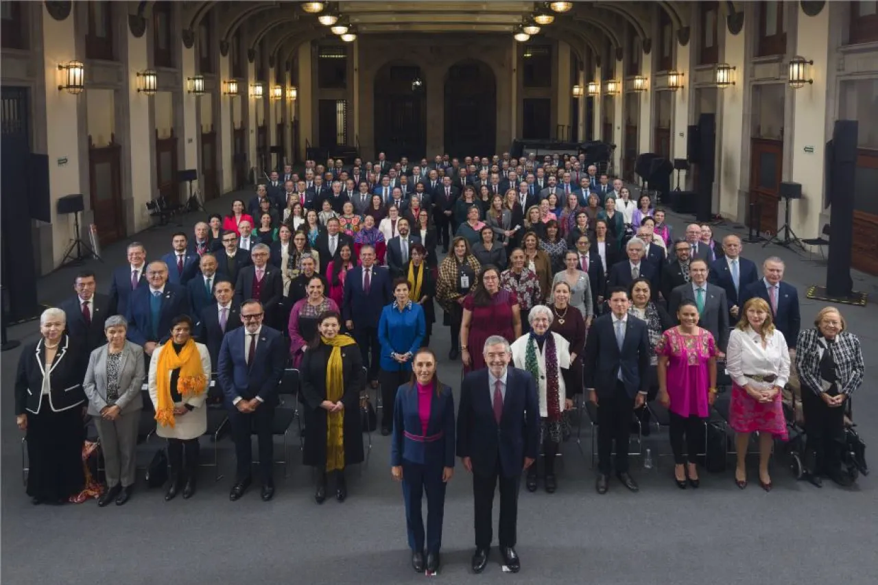 La estrategia diplomática de Sheinbaum: Embajadores reunidos en Palacio Nacional para fortalecer alianzas y impulsar crecimiento económico